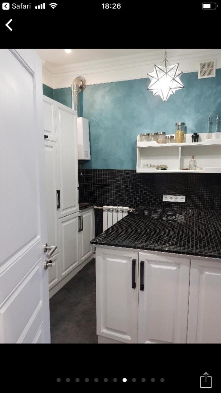 Квартира Титова 12 Dnipro Bagian luar foto