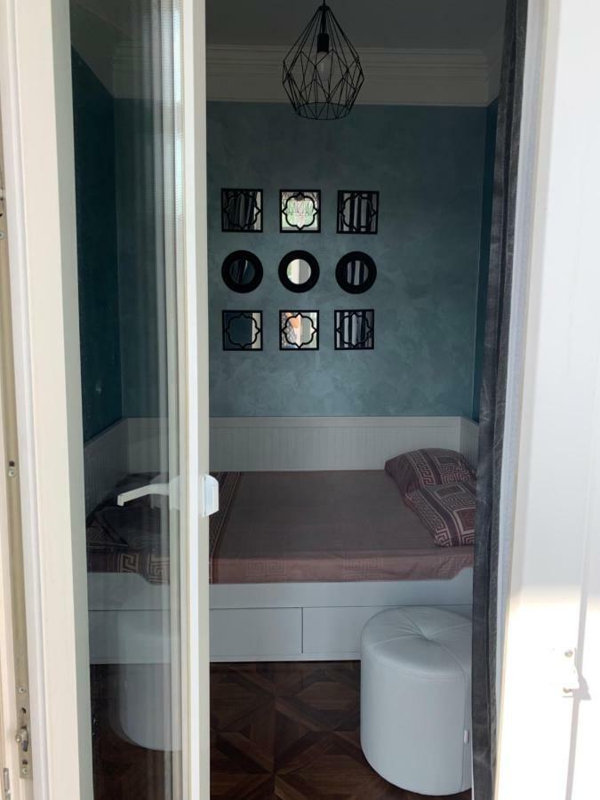 Квартира Титова 12 Dnipro Bagian luar foto